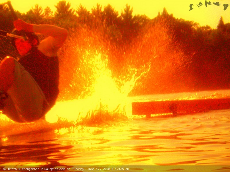 copy-of-more-wake-07-324-wakeboarding-wakeskating-photos.jpg