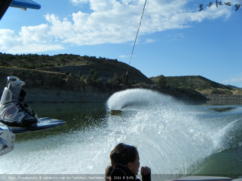 dhbutterslide-wakeboarding-wakeskating-photos.jpg