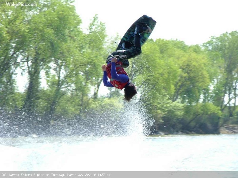 image-wakeboarding-wakeskating-photos.jpg