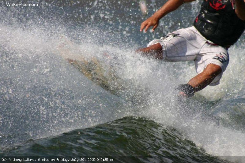 image-wakeboarding-wakeskating-photos.jpg