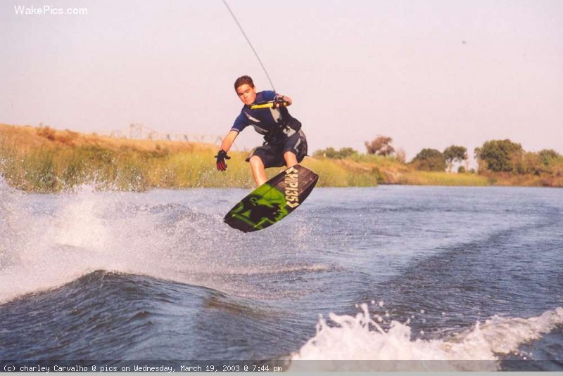 image-wakeboarding-wakeskating-photos.jpg