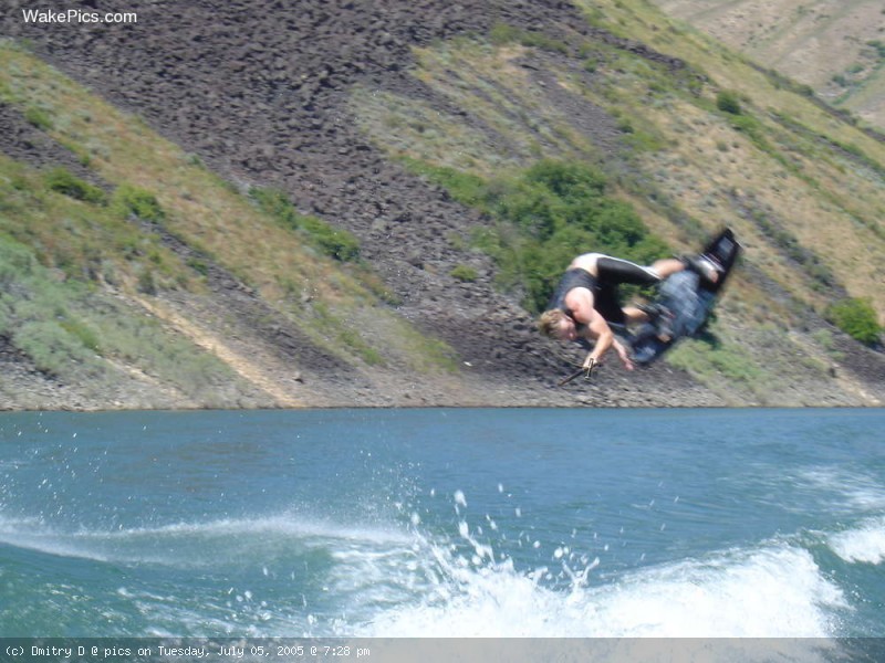 image-wakeboarding-wakeskating-photos.jpg