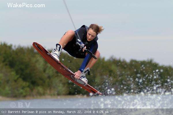 image-wakeboarding-wakeskating-photos.jpg