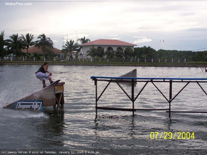 image-wakeboarding-wakeskating-photos.jpg