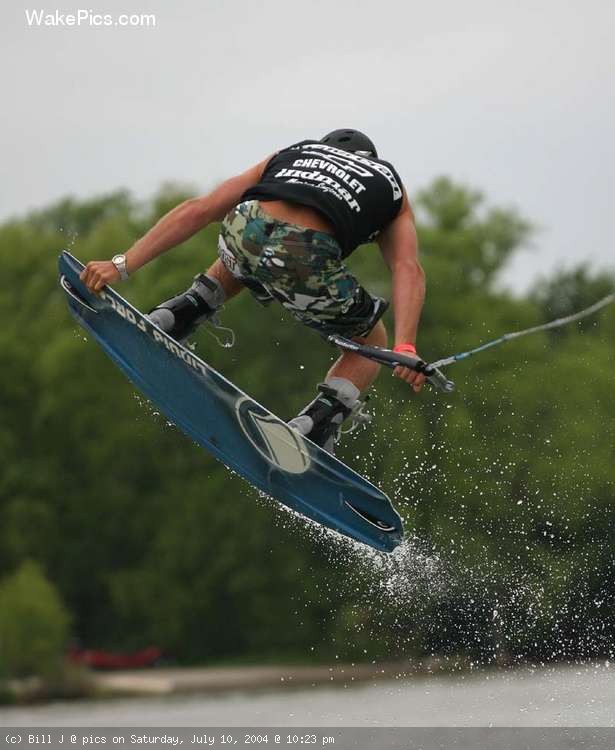 image-wakeboarding-wakeskating-photos.jpg