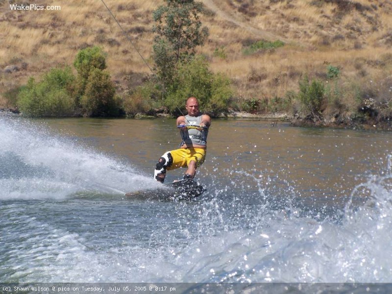 image-wakeboarding-wakeskating-photos.jpg