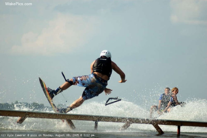 image-wakeboarding-wakeskating-photos.jpg