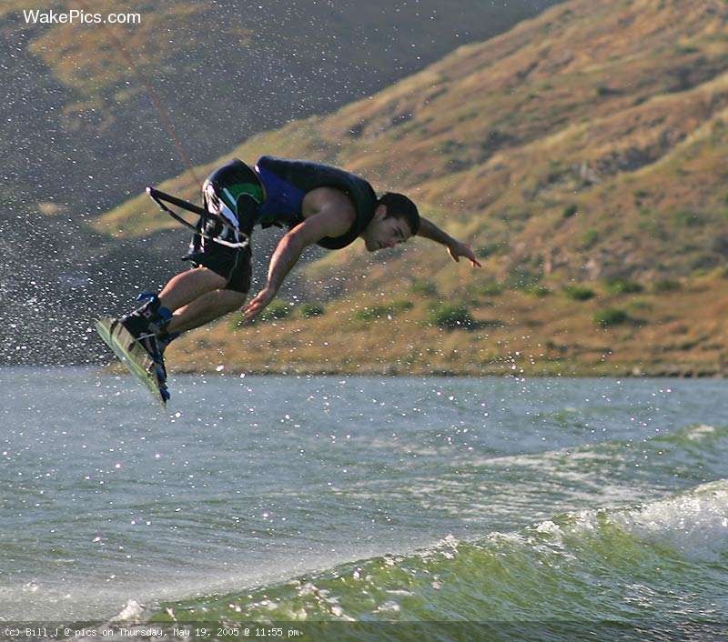 image-wakeboarding-wakeskating-photos.jpg