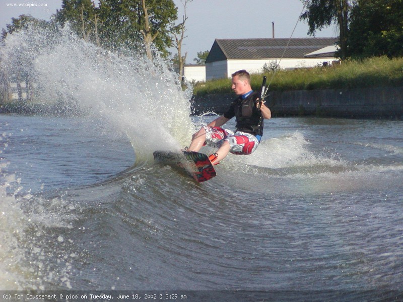 image-wakeboarding-wakeskating-photos.jpg