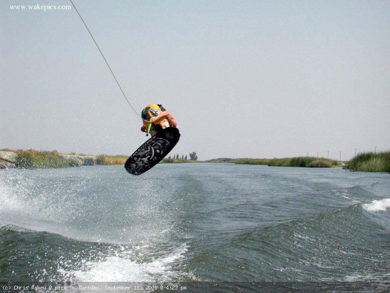 image-wakeboarding-wakeskating-photos.jpg